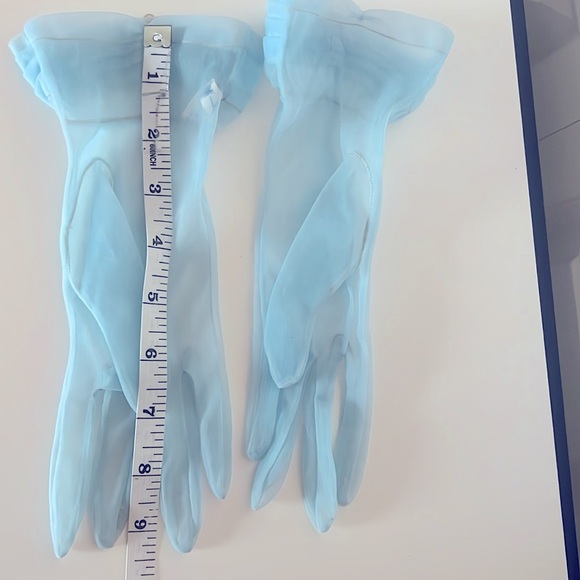 Vintage Sheer summer ruffle gloves with pearls - Picture 5 of 6